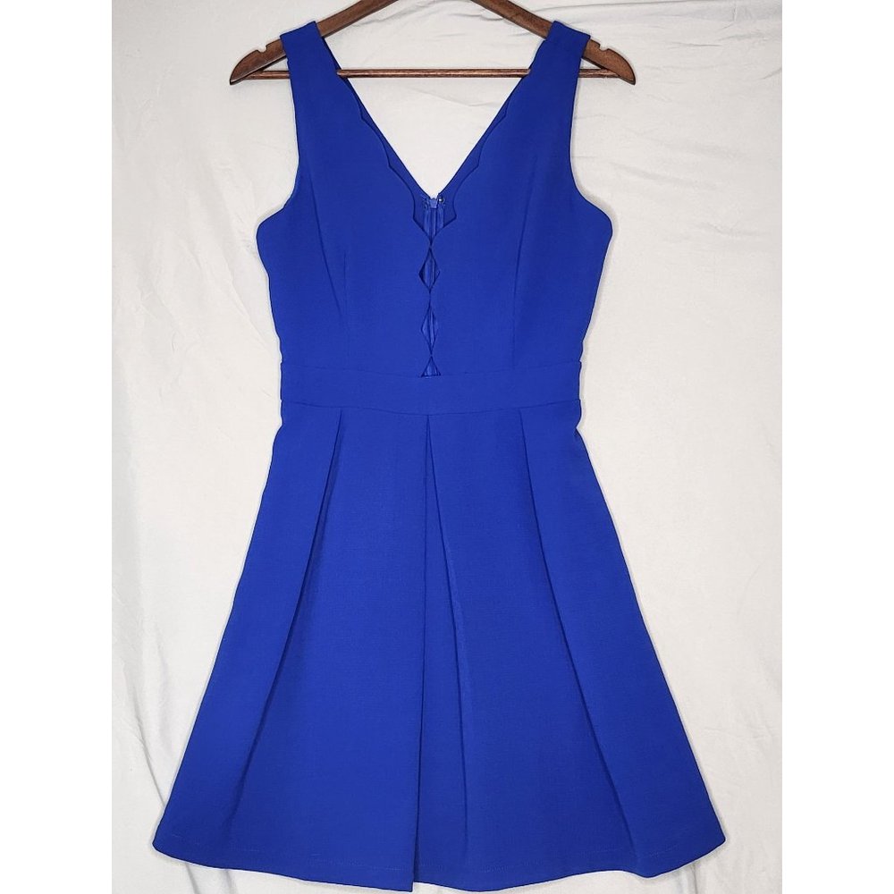 Adelyn Rae Saundra Scallop Detail Mini Dress Size Small